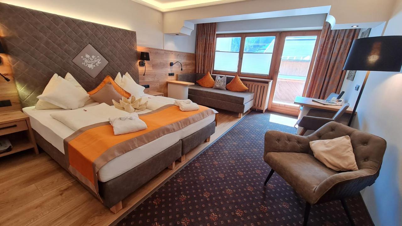 Sport Und Familienhotel Klausen Кирхберг ин Тирол Екстериор снимка