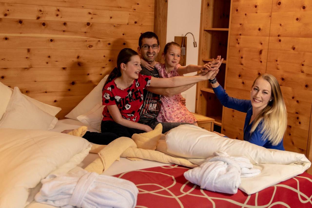 Sport Und Familienhotel Klausen Кирхберг ин Тирол Екстериор снимка